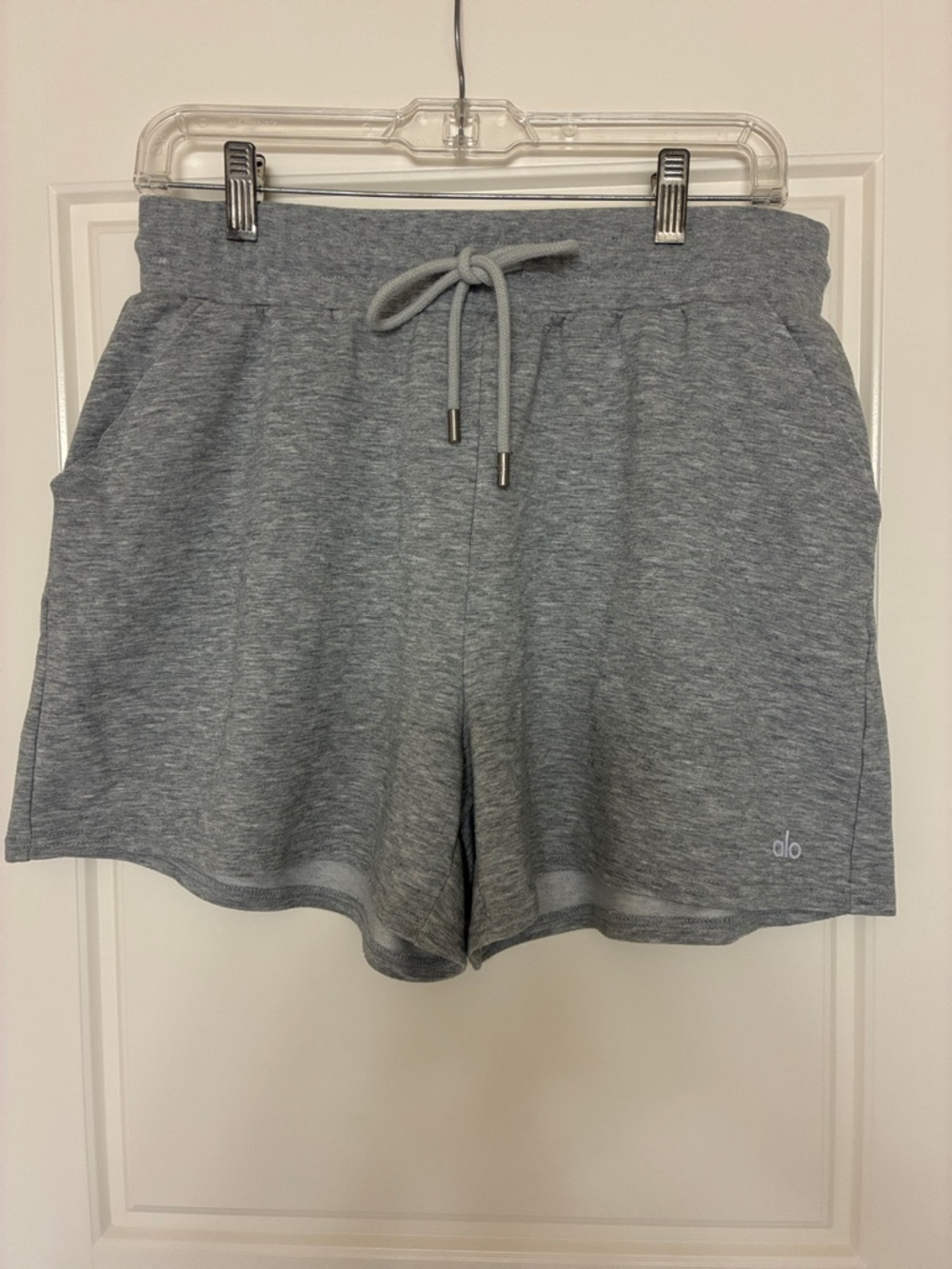 ALO Yoga Heather Gray Drawstring Lounge Shorts